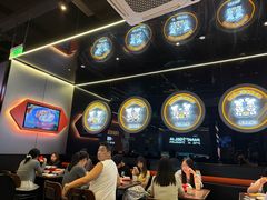 -胖哥俩肉蟹煲(杭州大厦中央广场店)