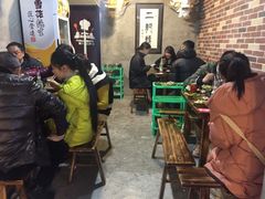 -黄潇洒老火锅(九眼桥宏济巷店)