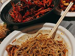 -肥肥虾庄·金牌油焖大虾(杨园滨江时代walk店)