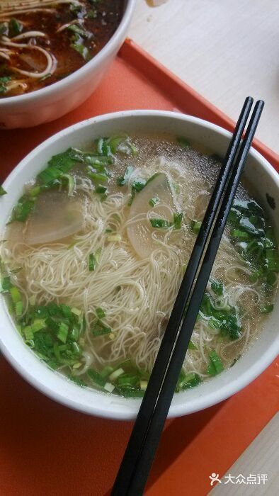 黄河宫传统牛肉面一窝丝图片