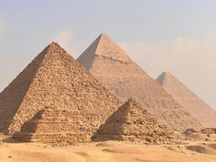 -吉萨金字塔群
