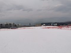 -鳌山滑雪度假区