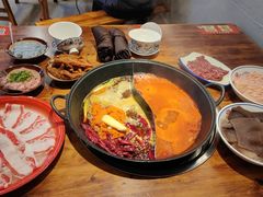 -憨铁匠火锅(红山6979店)