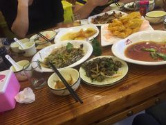 -东北人家铁锅炖(鞍山路店)