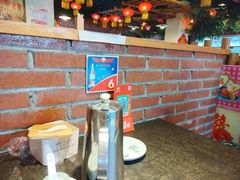 -靠山屯东北农家菜(八龙桥雅苑店)