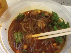 -八一路好吃街(雨田商务大厦店)