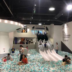 -MINI MARS KIDS CLUB亲子家庭中心(长宁天山店)