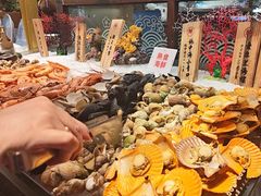 -四海一家自助餐(益田假日广场店)