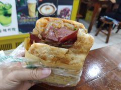 夹张飞牛肉凉粉-刘氏方酥锅盔(古城总店)