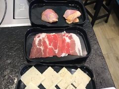 -烤路里·韩国品质自助烤肉(石路天虹4号店)