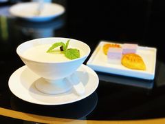 枫叶酥-北京四季酒店·采逸轩