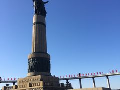 -人民防洪胜利纪念塔