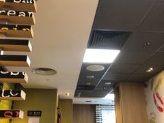-麦当劳(虹桥南丰城店)