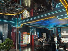 -屋有岛沉浸游戏旗舰店(中山公园店)