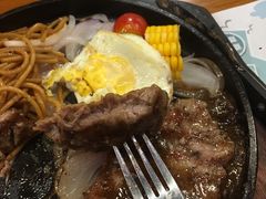 -绿茵阁西餐厅(中央广场店)