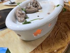 -三得正宗乌烈乳羊(环城东二路店)