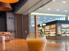 -Wagas沃歌斯(虹桥机场T1店)
