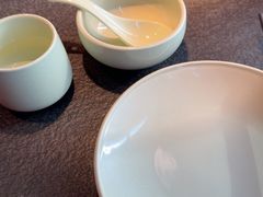-蝴蝶里·粤菜·点心(滨江龙湖店)