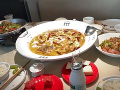 -渔语鱼酸菜鱼新川菜(来福士店)