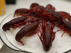 -臻鲜燕海鲜融合餐厅(金陵style店)