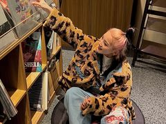 -黑胶星球(华发中城商都店)