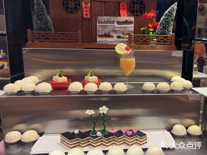 荣誉国际酒店-云顶旋转餐厅图片