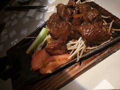 铁锄牛排-穹六人间 people 6(岳阳路店)