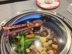 -炖四方东北铁锅炖·烧烤小龙虾(中豪国际店)