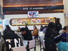 -覃记海鲜美食餐厅