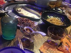 -三人行骨头王火锅(长寿店)