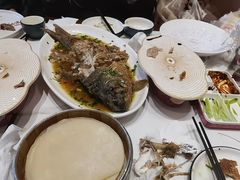 -梅利汴京烤鸭•开封豫菜地标店(东大街店)