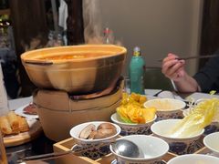 -聚汇三少·龙虾·中餐厅(莫邪路新天地店)