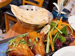 串烤羊排配以薄荷蜜汁-克比叔叔印度餐厅Kebabs on the Grille(永康路分店)