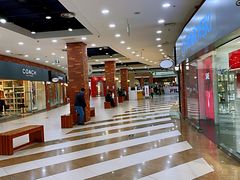 -UGG(燕莎奥特莱斯购物中心店)
