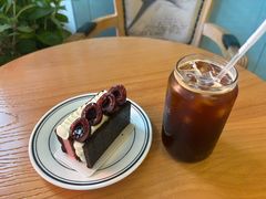 香草樱桃巧克力脆皮拿破仑-私人做法(苹果社区店)