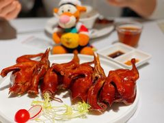 玻璃脆皮乳鸽皇-新雅(丰盛里店)