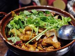 -胡须佬鸡煲四季火锅(海雅缤纷城店)