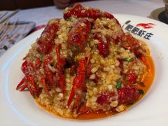 -肥肥虾庄·金牌油焖大虾(汉街SKP店)