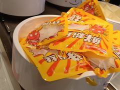 -龍歌自助小火锅(市北CBD万达店)