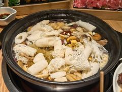 -一朵菌·野生菌探索家火锅(南亚店)