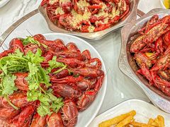 -丹水桥地锅鱼·翘嘴鲌·地方特色全鱼宴(丹江口大坝店)