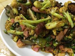 -五娃子烧烤(人民路150号院店)