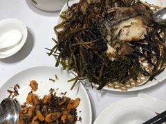 葱烤鸦片鱼头-新吉士·上海菜(浦东LCM置汇旭辉店)