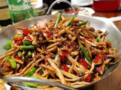 干锅茶树菇-风味小吃(浦东南路2368)