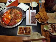 -大龙辣火锅·龙虾·烧烤(湖滨新天地店)