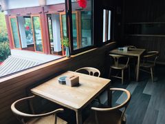 靠窗位-礼耕堂·百年茶人餐厅(梅家坞店)
