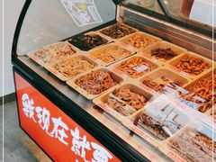 自助取餐区-绝味鸭脖(新街口步行街店)
