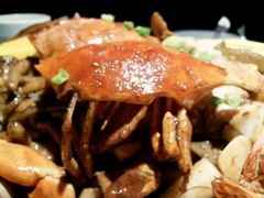 -多嘴肉蟹煲(万达店)