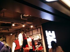 -NIKE(虹悦城店)