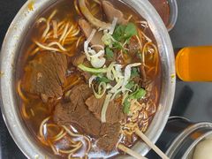 -薛记襄阳香辣牛肉面(平安路店)